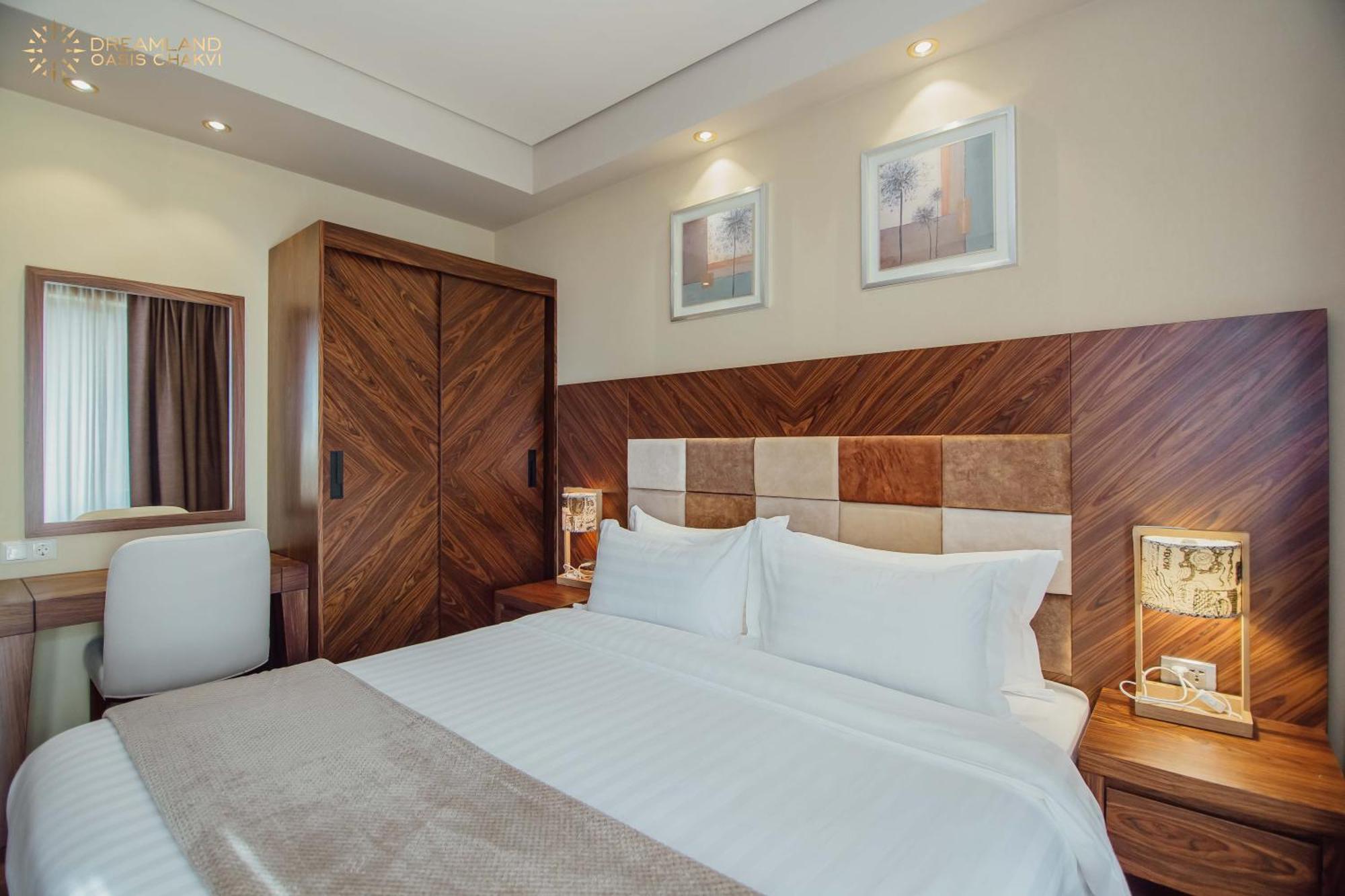 Dreamland Oasis Aparthotel Kobuleti Extérieur photo