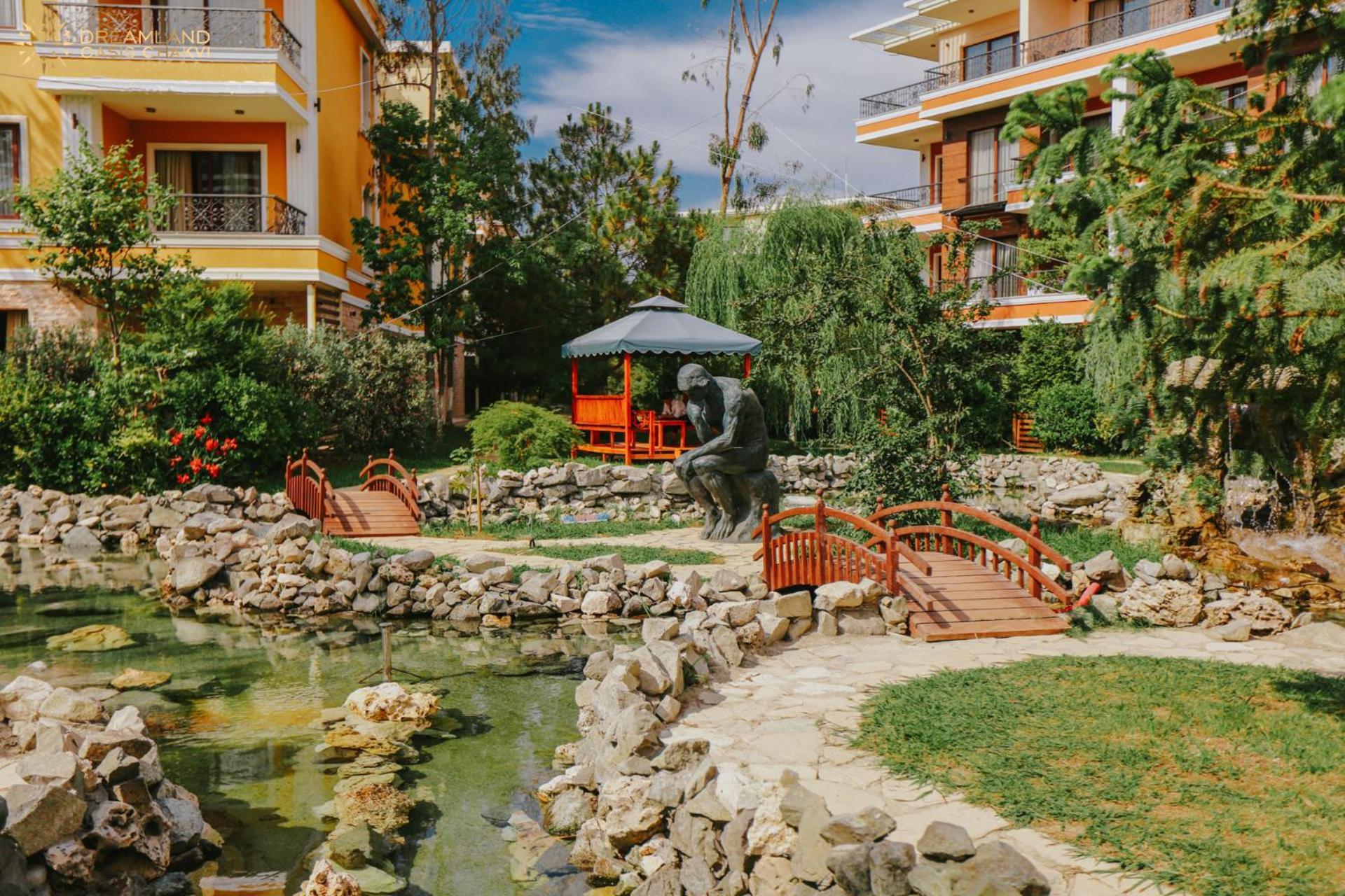 Dreamland Oasis Aparthotel Kobuleti Extérieur photo